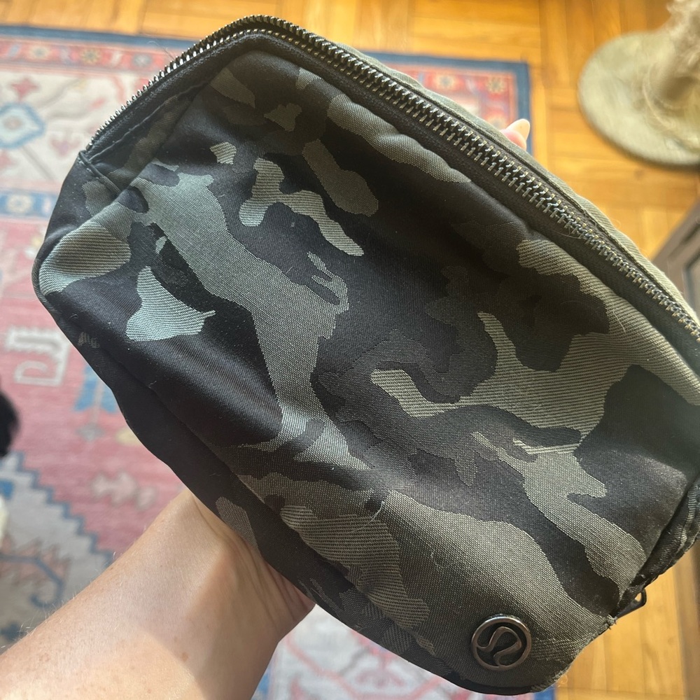 Lululemon Athletica Black Camouflage Crossbody Bag